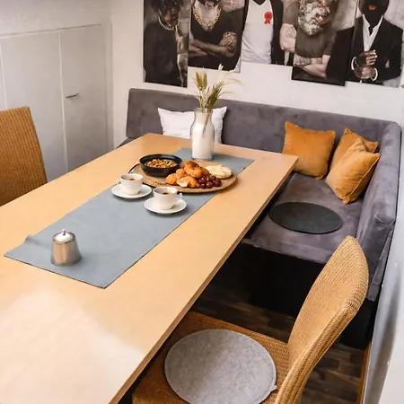 Appartement Ue 2 Etagen 5 Schlafzimmer *