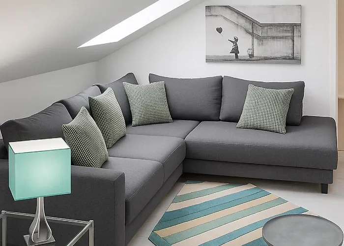 Ue 2 Etagen 5 Schlafzimmer Apartament *